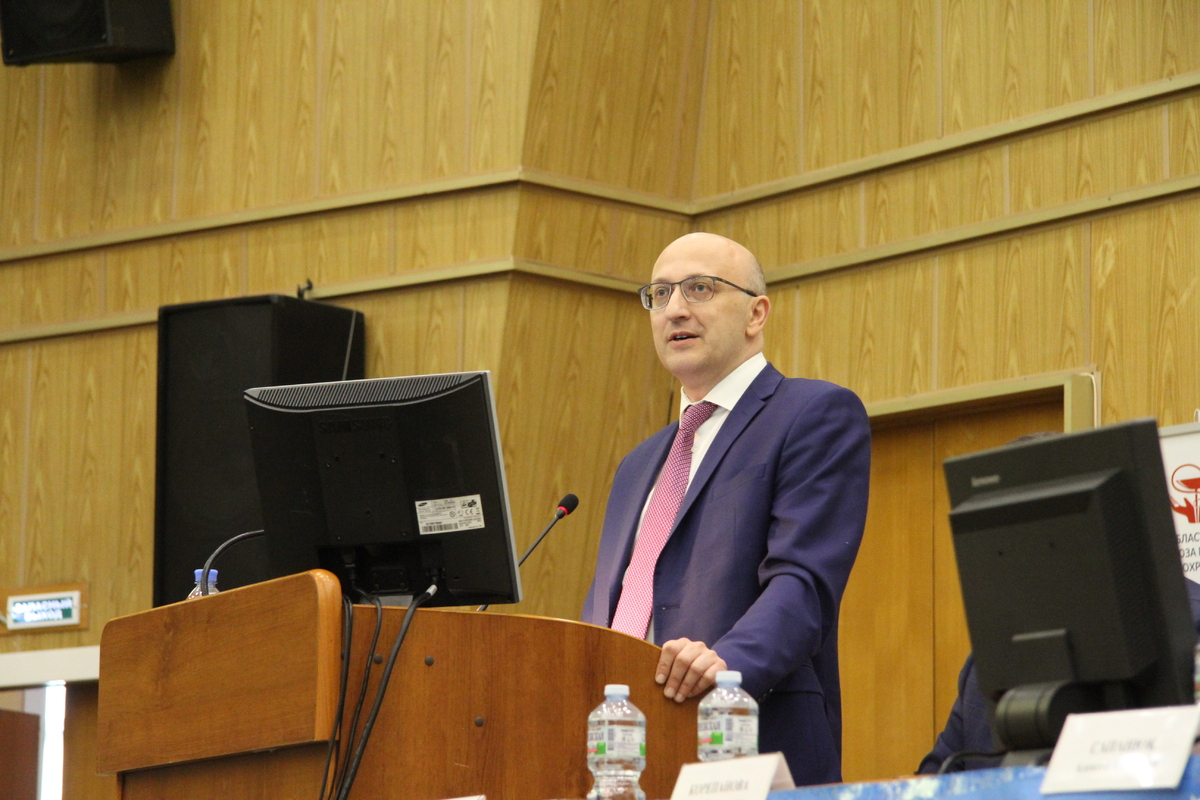 �.�. �������