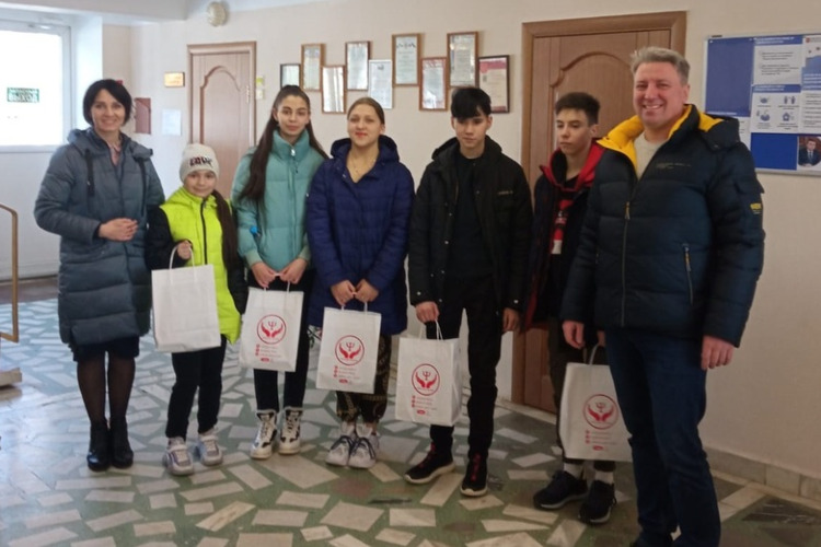Гуманитарная помощь продолжается